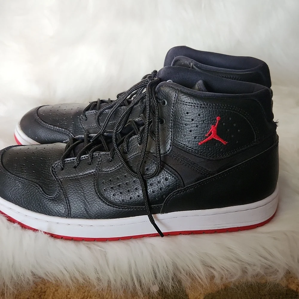Nike these stylish